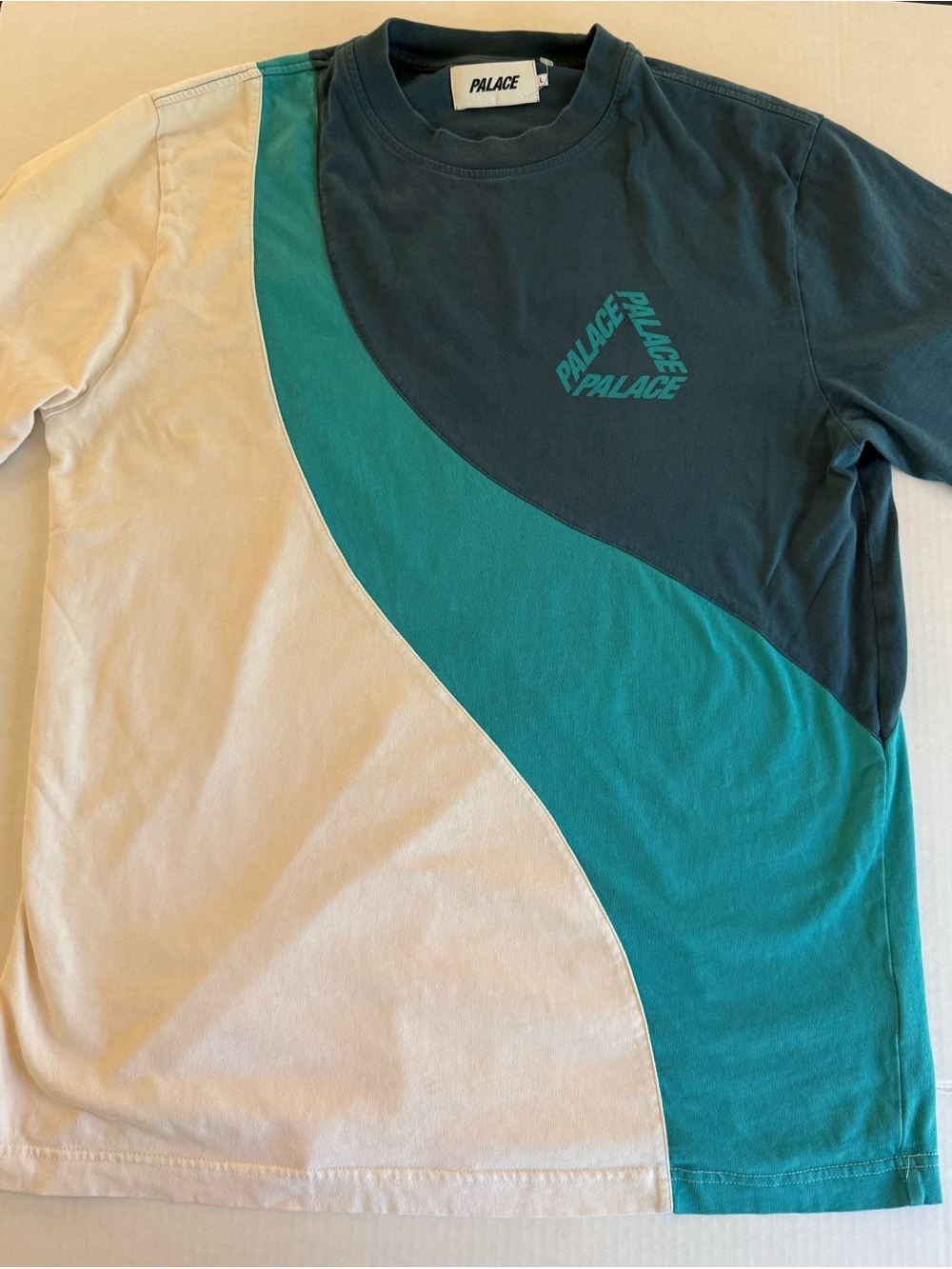 Palace Tri-Color Colorblock Tee “Palace Palace Palace” Logo Sz L